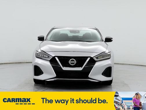 2022 Nissan Maxima SV