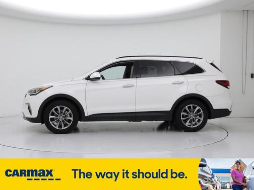 2017 Hyundai SANTA FE SE