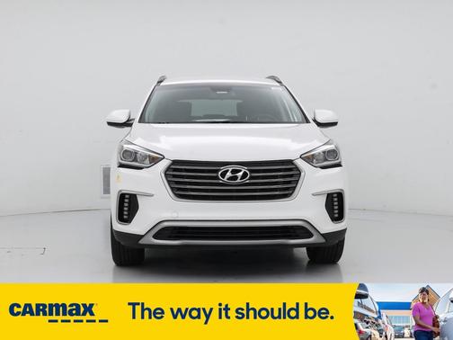 2017 Hyundai SANTA FE SE