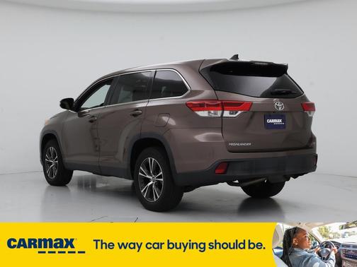 2019 Toyota Highlander LE