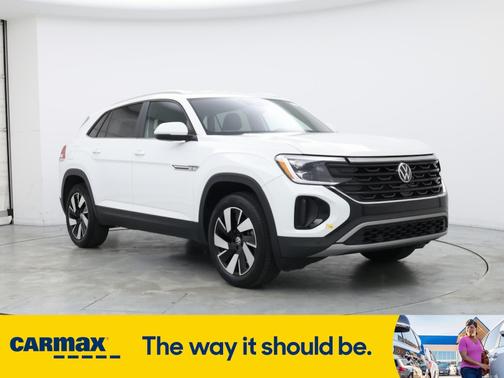 2024 Volkswagen Atlas Cross Sport SE w/Tech