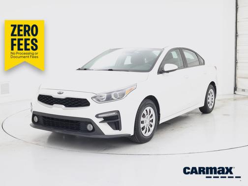 White 2019 Kia Forte FE