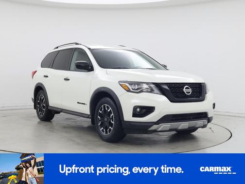 2019 Nissan Pathfinder SV