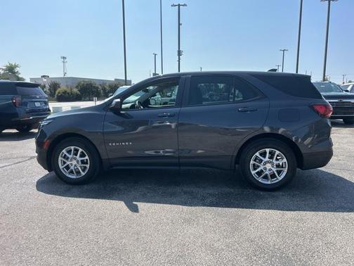 2022 Chevrolet Equinox LS