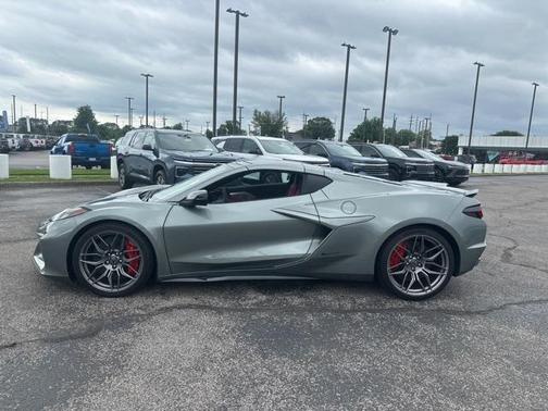 2024 Chevrolet Corvette E-Ray RWD Coupe 2LZ