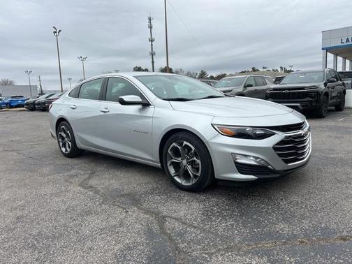 2022 Chevrolet Malibu FWD LT