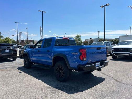 Reef Blue Metallic 2026 Chevrolet Colorado Trail Boss