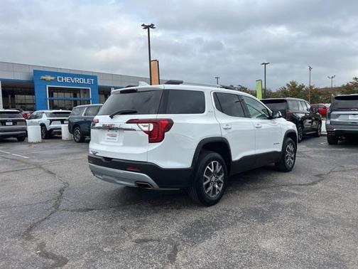 2023 GMC Acadia FWD SLT