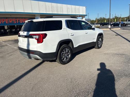 2023 GMC Acadia FWD SLT