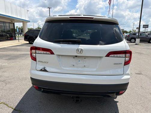 Platinum White Pearl 2021 Honda Pilot Special Edition