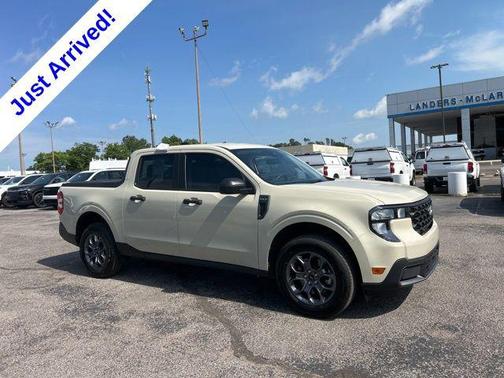 DESERT SAND 2025 Ford Maverick XLT
