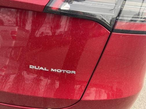 2025 Tesla Model Y Long Range Dual Motor All-Wheel Drive