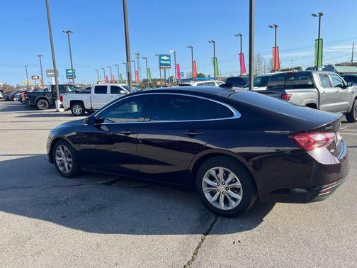2021 Chevrolet Malibu FWD LT