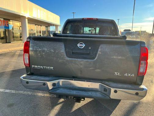 2017 Nissan Frontier SL