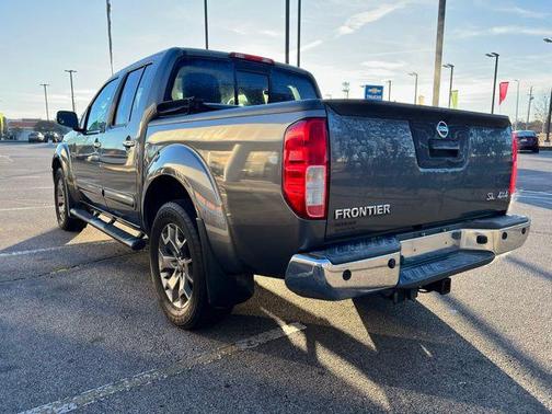 2017 Nissan Frontier SL