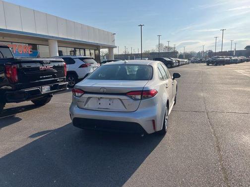 Classic Silver Metallic 2021 Toyota Corolla LE