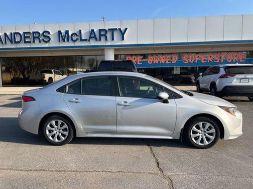 Classic Silver Metallic 2021 Toyota Corolla LE
