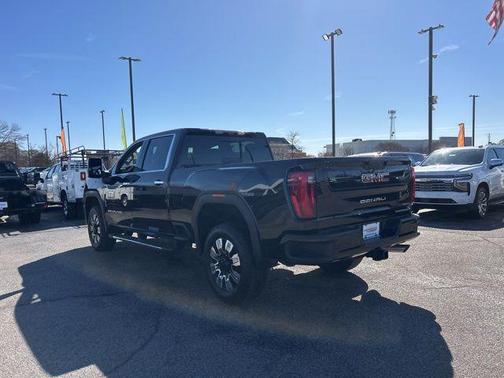 2025 GMC Sierra 2500 Denali