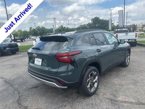 Cypress Gray 2026 Chevrolet Trax LT