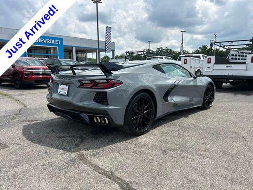 Sea Wolf Gray Tricoat 2024 Chevrolet Corvette Stingray w/2LT