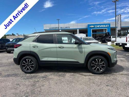 Cacti Green 2026 Chevrolet Trailblazer ACTIV