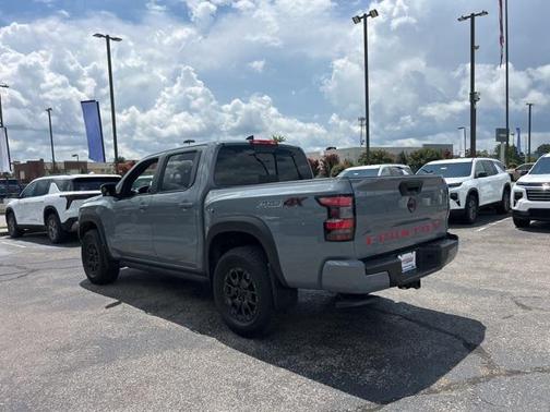 2023 Nissan Frontier PRO-4X