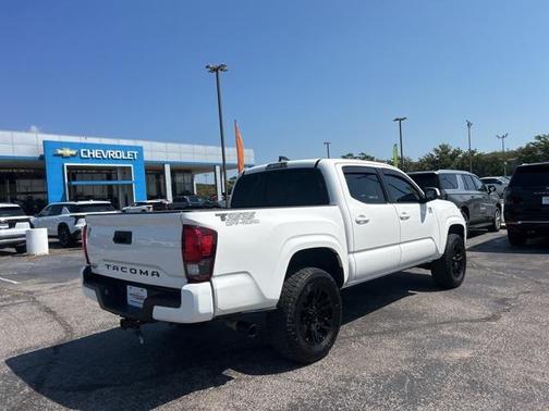 2022 Toyota Tacoma SR
