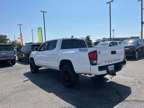 2022 Toyota Tacoma SR
