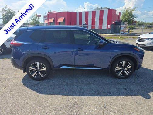 Caspian Blue Metallic 2023 Nissan Rogue SL
