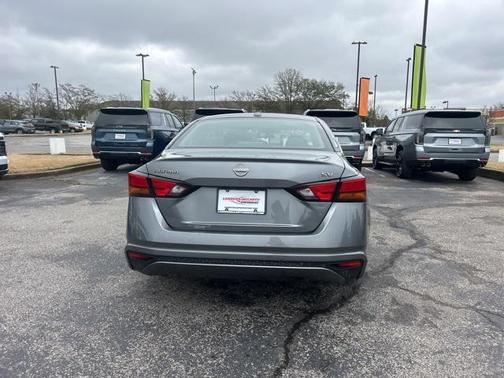 2024 Nissan Altima 2.5 SV