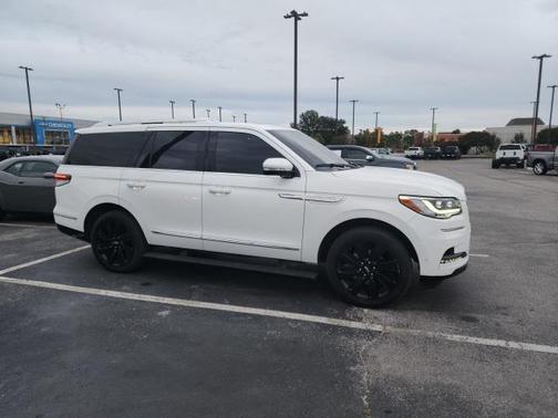 2023 Lincoln Navigator Reserve