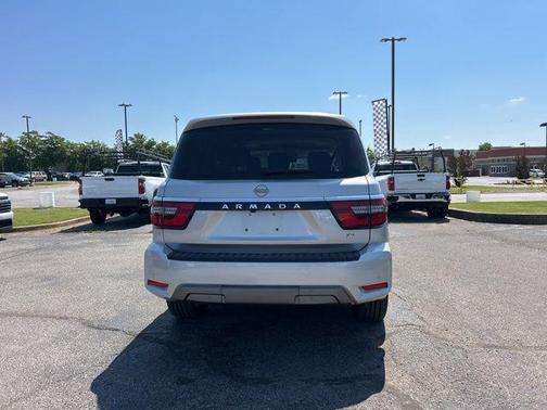 Brilliant Silver Metallic 2024 Nissan Armada SL 4WD