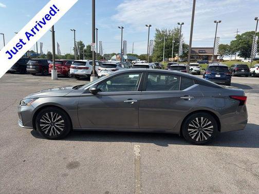 Gun Metallic 2024 Nissan Altima 2.5 SV