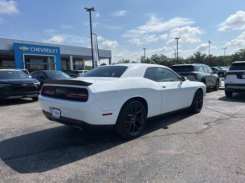 2021 Dodge Challenger SXT