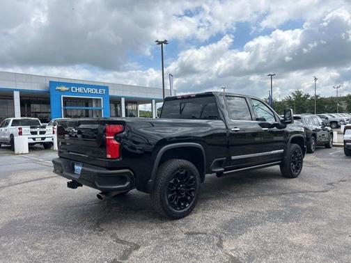 2025 Chevrolet Silverado 2500 High Country
