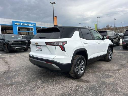 Summit White 2026 Chevrolet Equinox 1LT