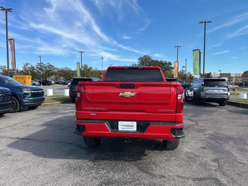 2024 Chevrolet Silverado 1500 Custom