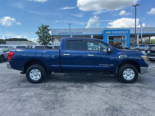 2017 Nissan Titan XD SV