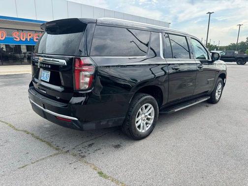 Black 2024 Chevrolet Suburban LT