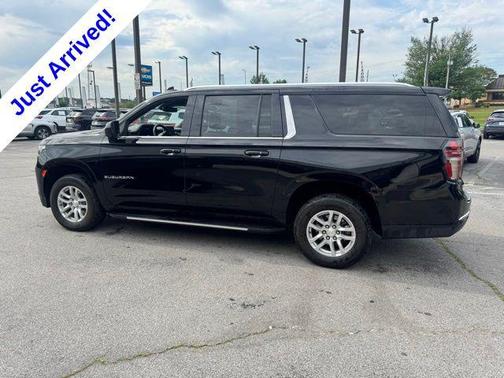 Black 2024 Chevrolet Suburban LT