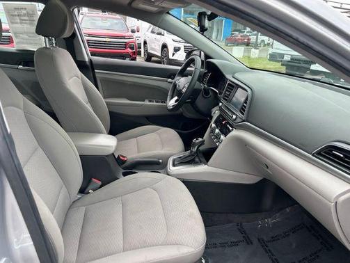 Stellar Silver 2020 Hyundai ELANTRA Value Edition
