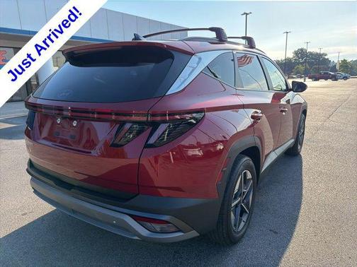 Ultimate Red 2025 Hyundai TUCSON SEL Convenience