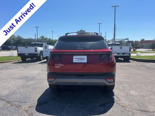 Ultimate Red 2025 Hyundai TUCSON SEL Convenience