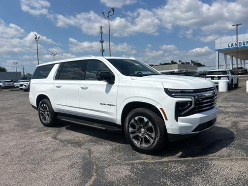 2025 Chevrolet Suburban LT