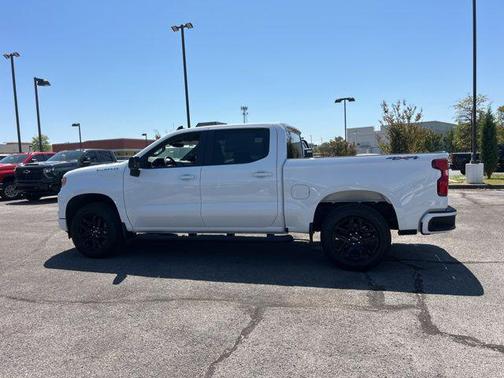 Summit White 2026 Chevrolet Silverado 1500 RST