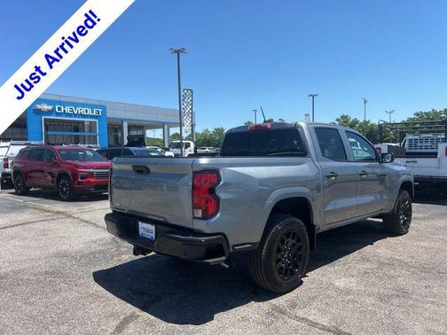Sterling Gray Metallic 2026 Chevrolet Colorado WT