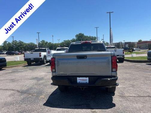 Sterling Gray Metallic 2026 Chevrolet Colorado WT