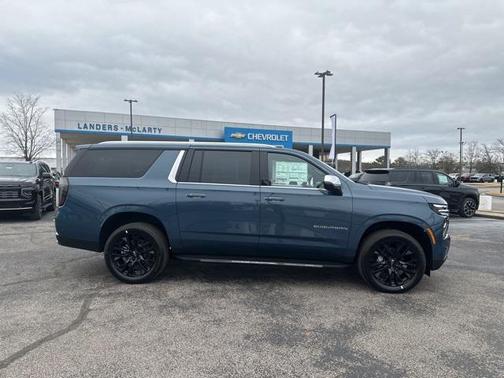 2025 Chevrolet Suburban Premier
