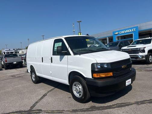2025 Chevrolet Express 2500 RWD 2500 Regular Wheelbase WT