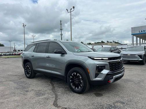 Sterling Gray Metallic 2025 Chevrolet Traverse AWD Z71